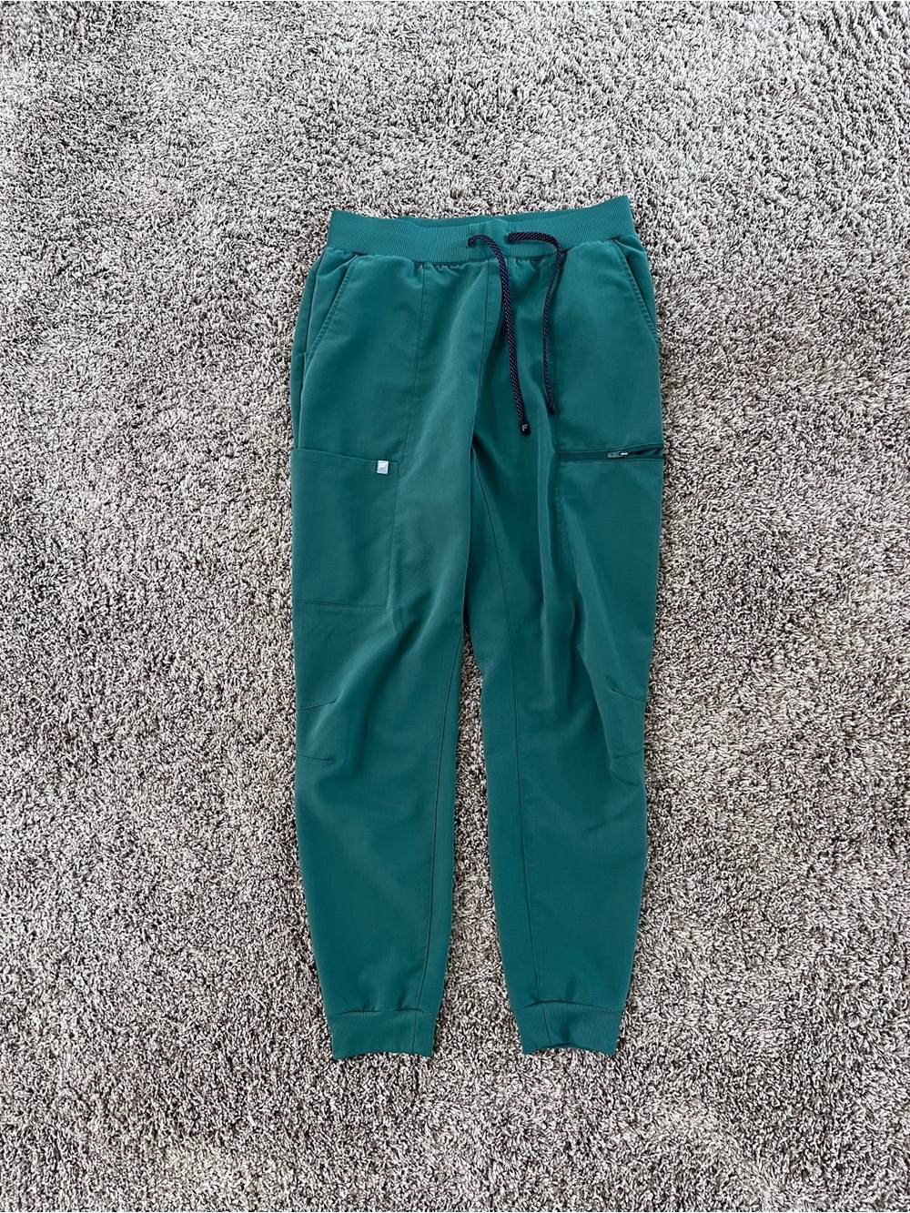 Fabletics Hunter Green High-Rise On-Call Scrub Jogger MEDIUM